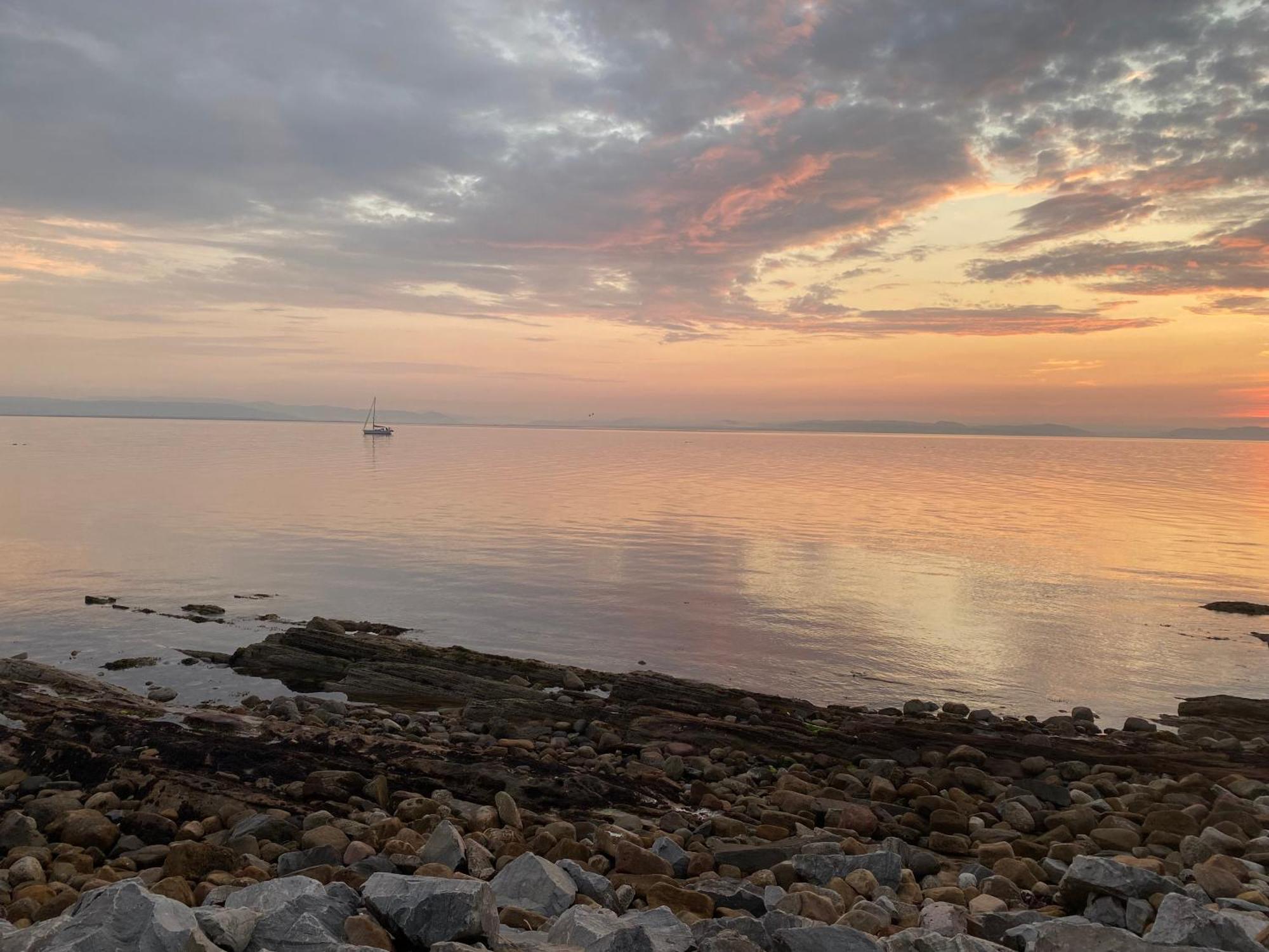 Portmahomack Dolphin View Cottages 2 מראה חיצוני תמונה