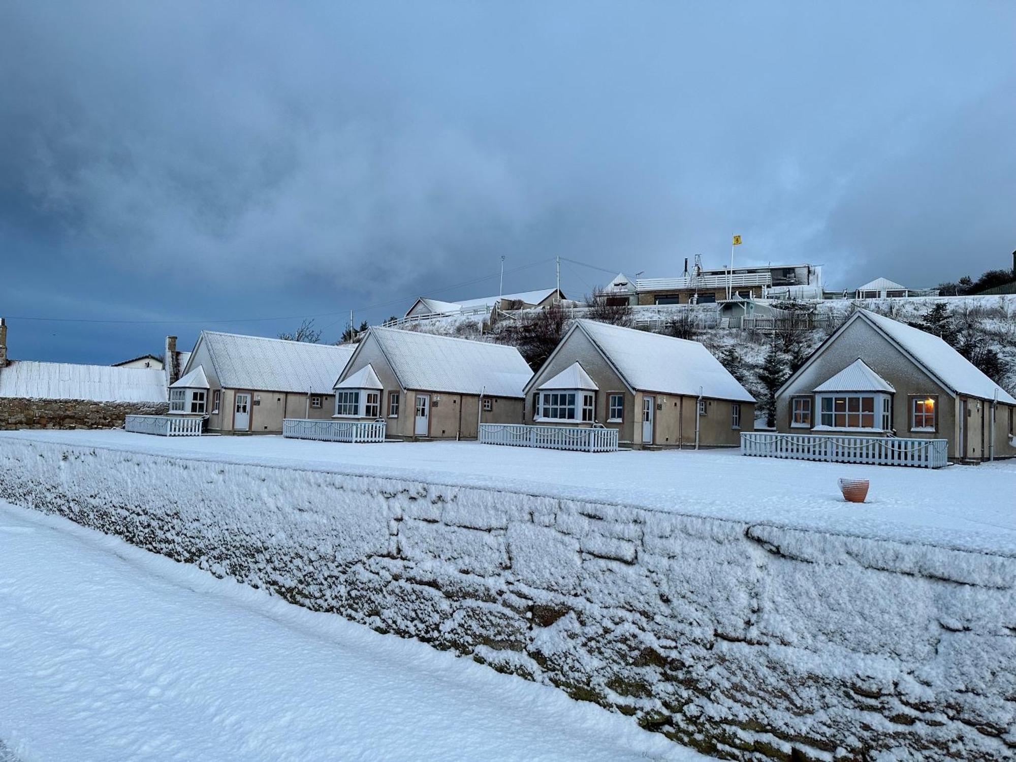 Portmahomack Dolphin View Cottages 2 מראה חיצוני תמונה